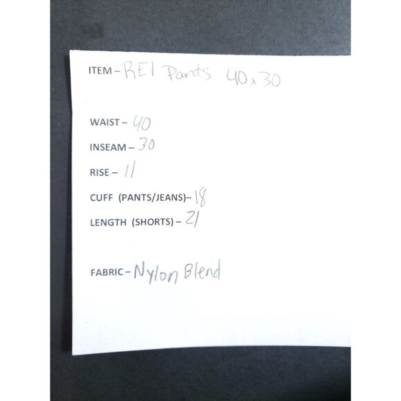 REI Light Weight Convertible Pants Men's Size 40x32 Tan Gusseted - Picture 10 of 10